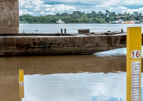 Com seca severa, rio Madeira chega a menor nível em quase 60 anos