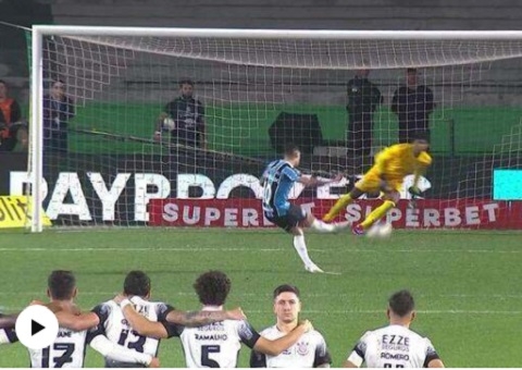 Corinthians vence o Grêmio nos pênaltis e avança na Copa do Brasil