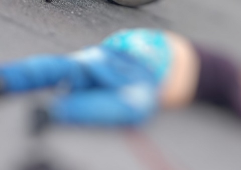 Motociclista fica gravemente ferido em acidente na Avenida das Torres