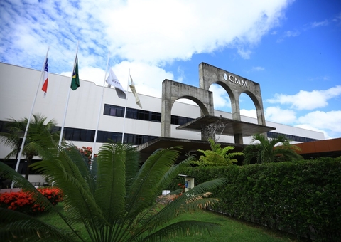 CMM lança concurso com 24 vagas e salários de quase R$ 4 mil; confira