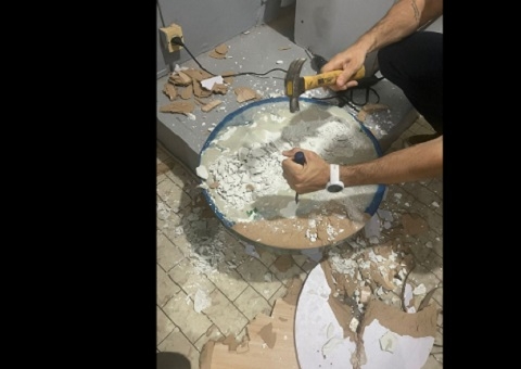 PF prende colombiano com cocaína escondida em peças de artesanato em Tabatinga