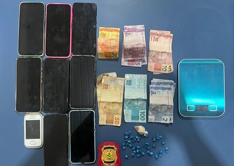 Casal é preso com crack e celulares penhorados em Santa Isabel do Rio Negro