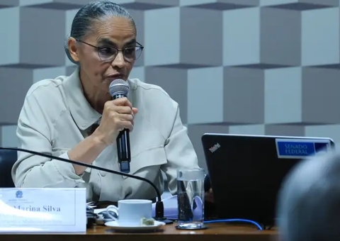Marina Silva defende criação de marco regulatório de emergência climática