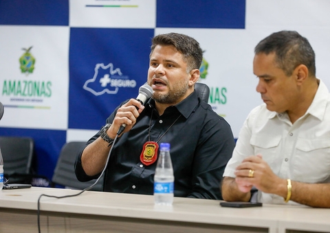 Polícia apreende 5 mil litros de combustível, armas e munições em Itacoatiara