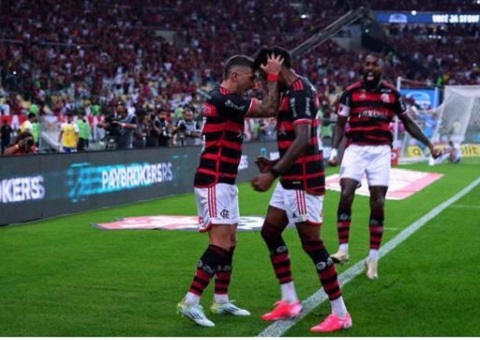 Flamengo vence o Bahia por 1 a 0 no Maracanã