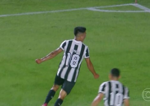 Botafogo vence São Paulo nos pênaltis e vai à semi da Libertadores após 51 anos