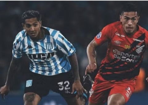 Racing goleia o Athletico-PR e será o rival do Corinthians; Cruzeiro avança