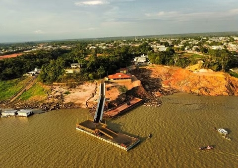 Dnit é multado em R$ 3 milhões após tragédia em porto de Manacapuru