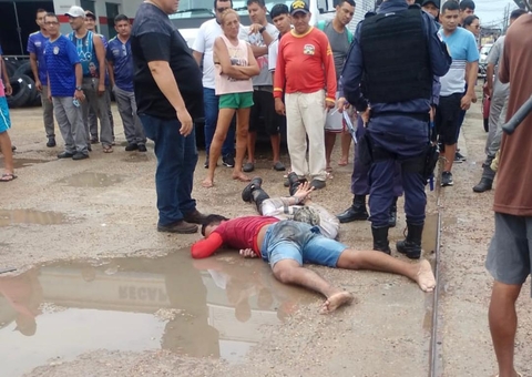 Dupla é espancada após assaltar estudantes no Canaranas; vídeo