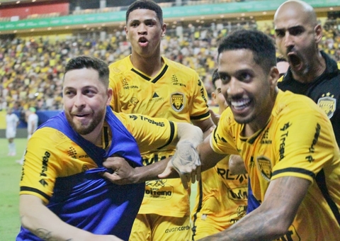 De virada, Amazonas vence o Avaí por 2 a 1 na Arena da Amazônia