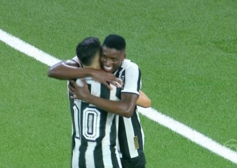 Botafogo goleia Peñarol, e Libertadores fica perto de nova decisão brasileira