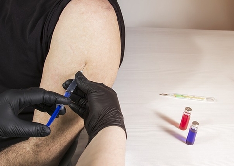 Campanha de vacinação para grupo prioritário encerra neste sábado em Manaus