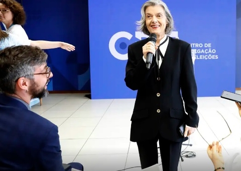 Cármen Lúcia promete pesquisa sobre motivos de abstenção