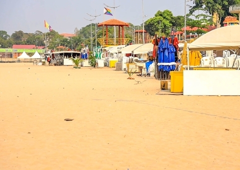 Permissionários da Ponta Negra vão receber auxílio de R$ 3 mil devido à estiagem