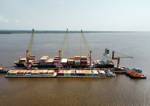 Portos temporários impulsionam aumento de importações no Amazonas em 2024