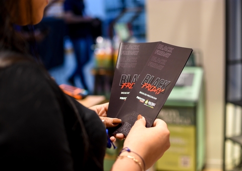 Black Friday: Procon realiza blitz em shopping da zona leste de Manaus