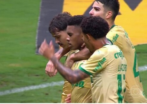 Palmeiras vira contra Cruzeiro no fim e alimenta esperança de tri brasileiro