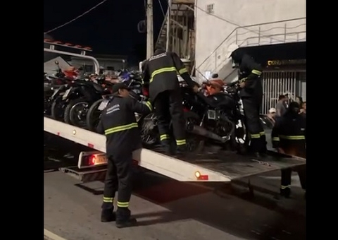 Polícia acaba com baderna em adegas e apreende 30 veículos em Manaus; vídeo