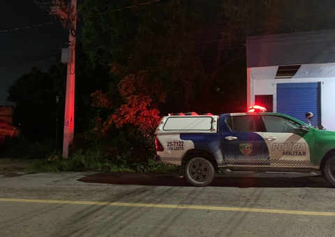 Corpo de mulher é encontrado em casa abandonada no Jorge Teixeira