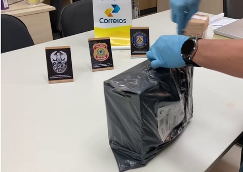 PF apreende drogas em embalagens de pasta de amendoim nos Correios