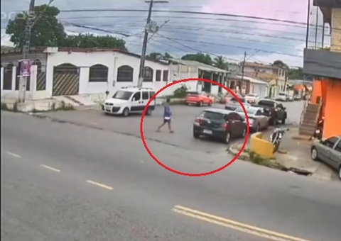 Criminoso usa 'chapolin' para furtar objetos de carro na Cidade Nova; vídeo