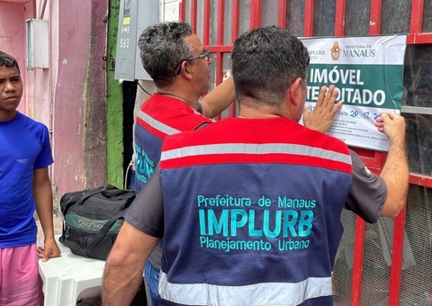 Estabelecimentos de sucatas são interditados no bairro Redenção