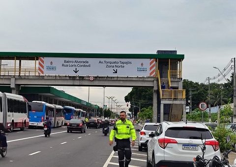 Motoristas são orientados sobre intervenções na Av. Constantino Nery