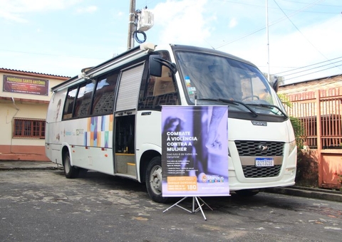 Unidade Móvel de Atendimento à Mulher oferce serviços no Santo Antônio