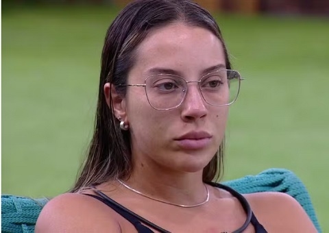 Renata desabafa e chama Delma de falsa; vídeo