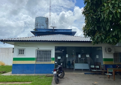 Homem é preso após tentar matar idoso com chutes na cabeça durante assalto em Juruá