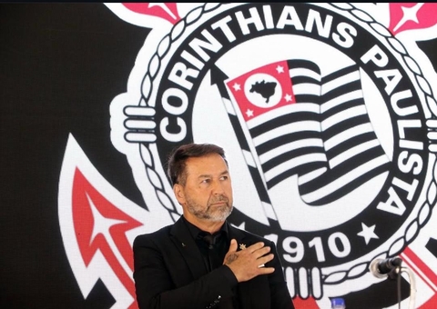 Conselho vota pró-impeachment, e Augusto Melo é afastado do Corinthians