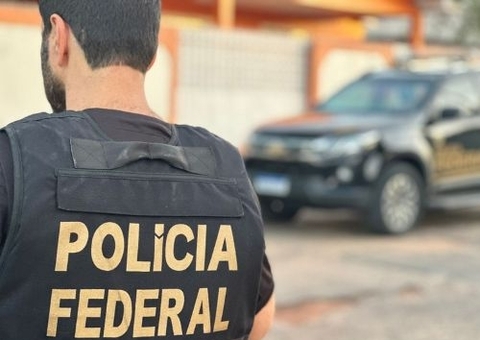 Dois homens são presos pela PF com 300 kg de drogas em avião em Novo Aripuanã