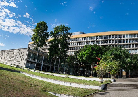 LinkedIn exclui perfis falsos após acordo com a AGU