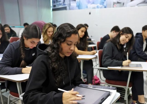 Aviso de isenção da taxa de inscrição é enviado a 900 mil estudantes inscritos no Enem