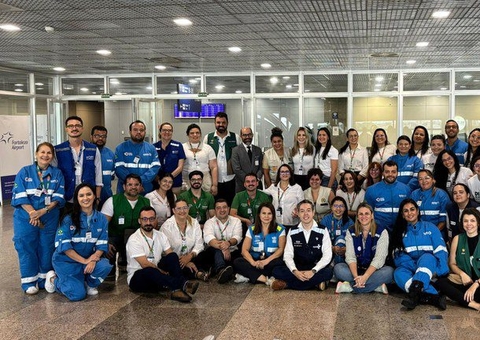 Voo com 109 brasileiros deportados dos EUA chega em Fortaleza