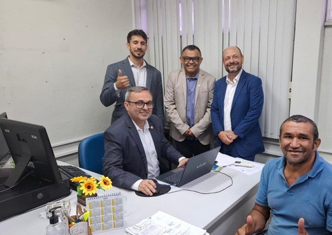 Mutirão do INSS atende quase 700 pessoas em Manaus