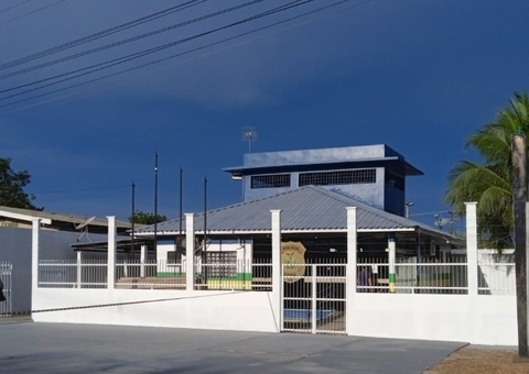 Homem é preso após ameaçar ex e levar filho de 7 anos à força em Novo Airão