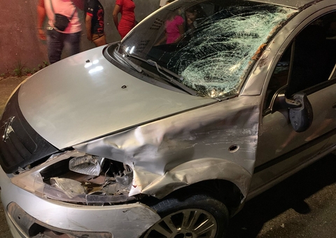 Irmão morre e outro fica ferido após atropelar casal e bater em carro no Colônia Terra Nova