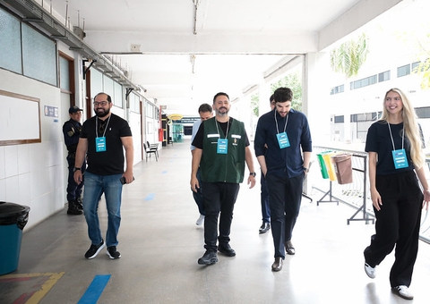 Mais de 1,2 mil candidatos fazem prova de residência jurídica da Procuradoria-Geral de Manaus