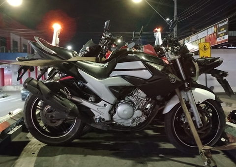 Operação do Detran apreende 30 motos sem placa em Manaus