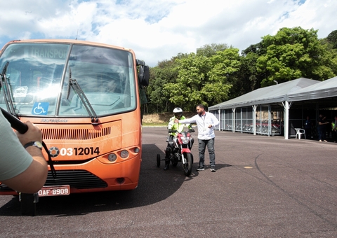 Honda e IMMU promovem ação educativa para motoristas de ônibus em Manaus