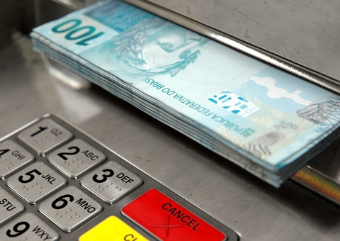 Banco deve comprovar existência de contrato de empréstimo sob pena de dano