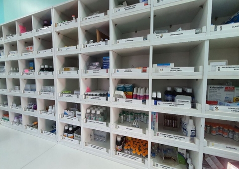 Justiça manda governo repor medicamentos em hospitais de Manaus