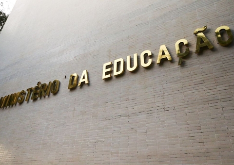 Comissão de Educação discute CPI para investigar denúncias no MEC