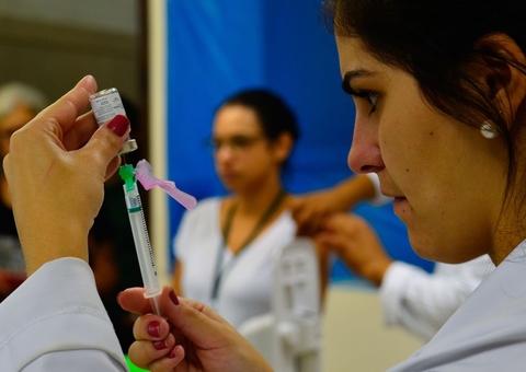 São Paulo atinge 100% da população vacinada com 1ª dose de vacina contra Covid-19