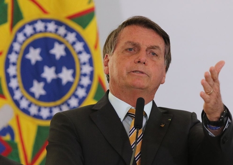 Bolsonaro faz duras críticas sobre vacinação em crianças: 'lamentavelmente aprovada'