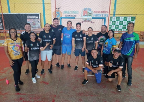 Professores recebem oficina de iniciação esportiva em Parintins