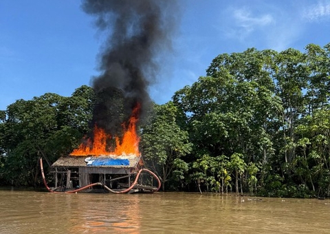 PF e IBAMA realizam operação contra extração ilegal de ouro no Rio Madeira