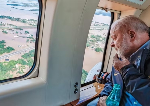 Lula sobrevoa Porto Alegre ao lado de Lira, Pacheco e Leite; vídeo