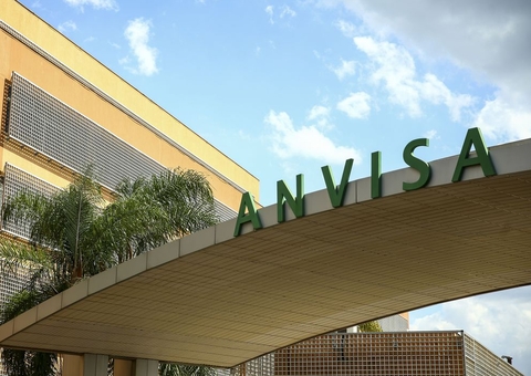 Anvisa pede a população que comunique reações adversas de tratamentos